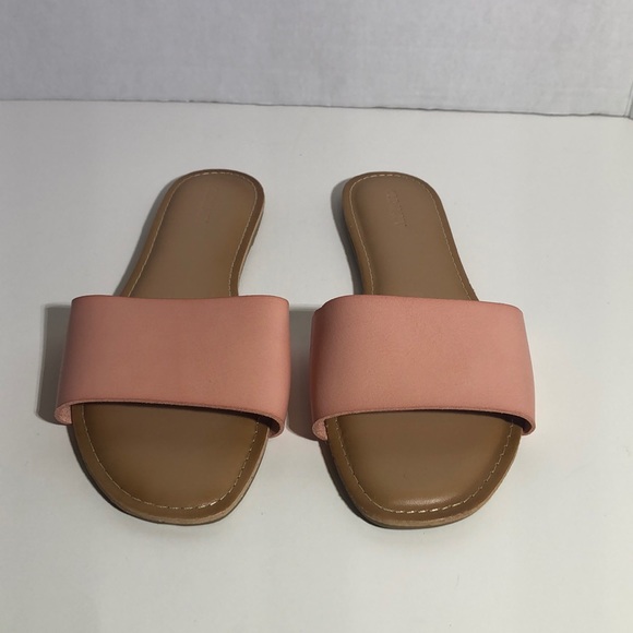 Old Navy Shoes - NWOT Light Pink Strap Sandal